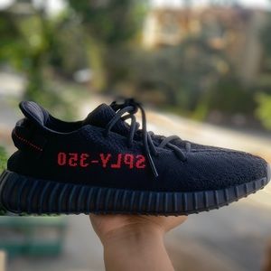 Selling yeezy Breds
